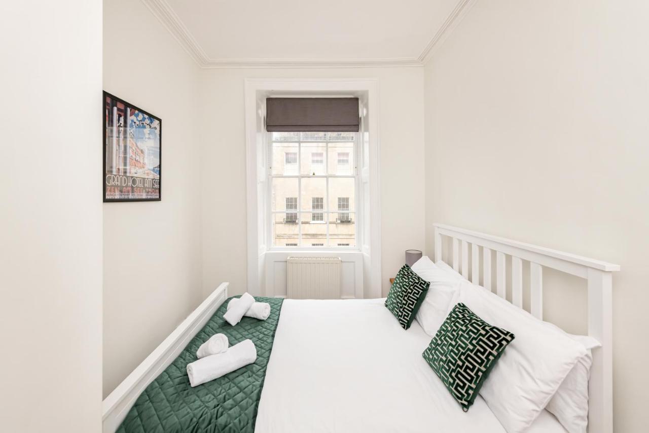 Stunning Georgian Apartment In Central Μπαθ Εξωτερικό φωτογραφία